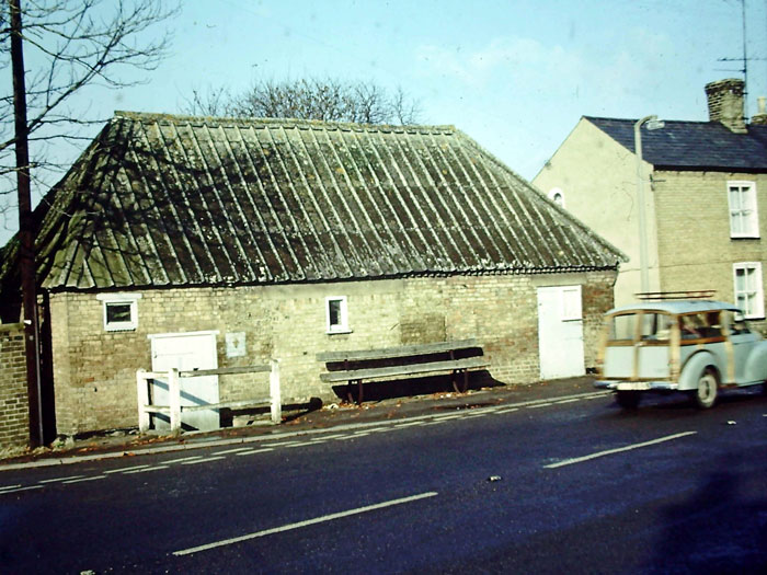 Cottenham Station House or lock-up